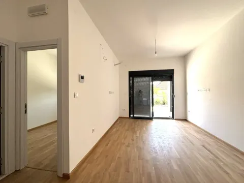 Prodaja, jednosoban stan, 38m², Donja Gorica, Podgorica - image 3