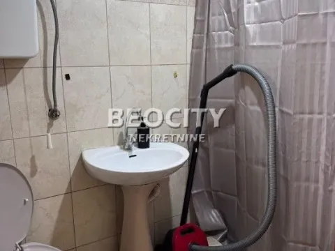 Izdavanje, kuća, 70m², Petrovaradin, Novi Sad - image 10