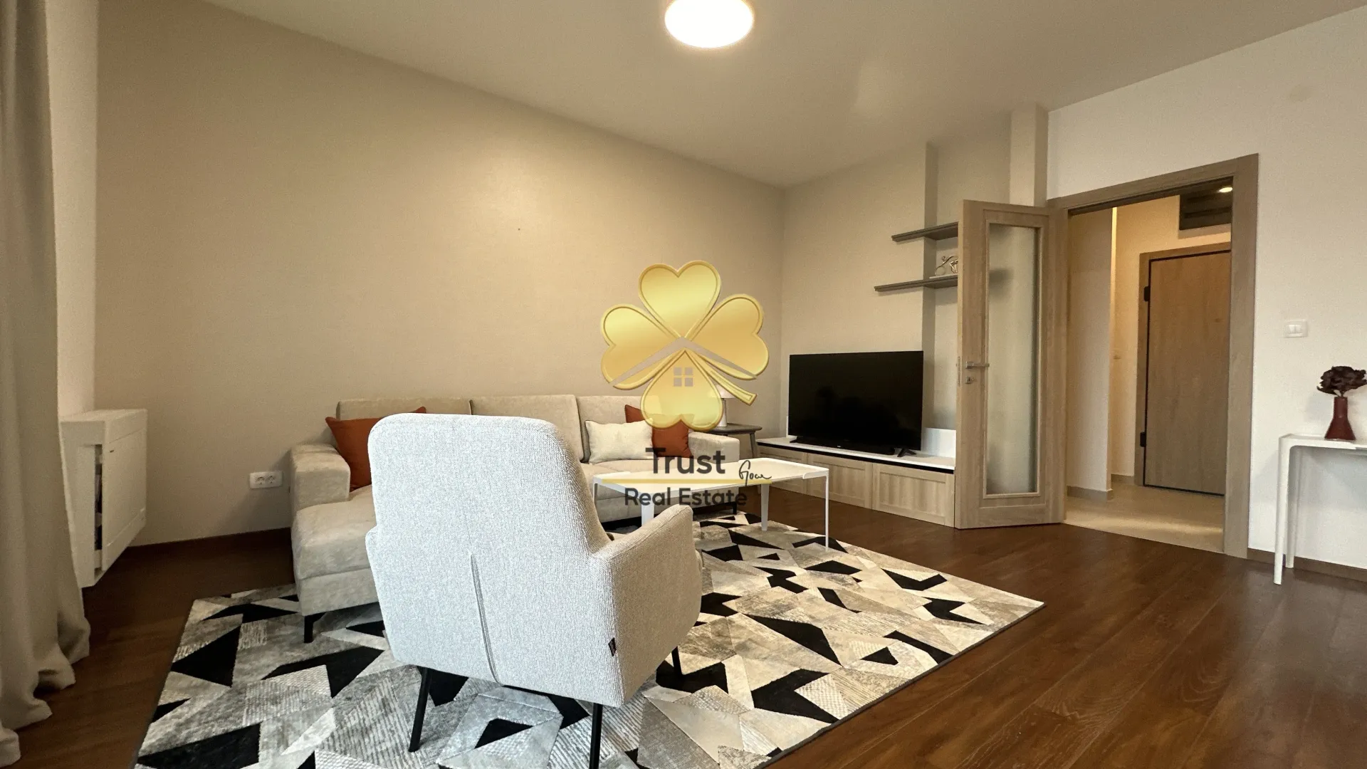 Rent, four bedroom apartment, 127m², Master Kvart, Podgorica