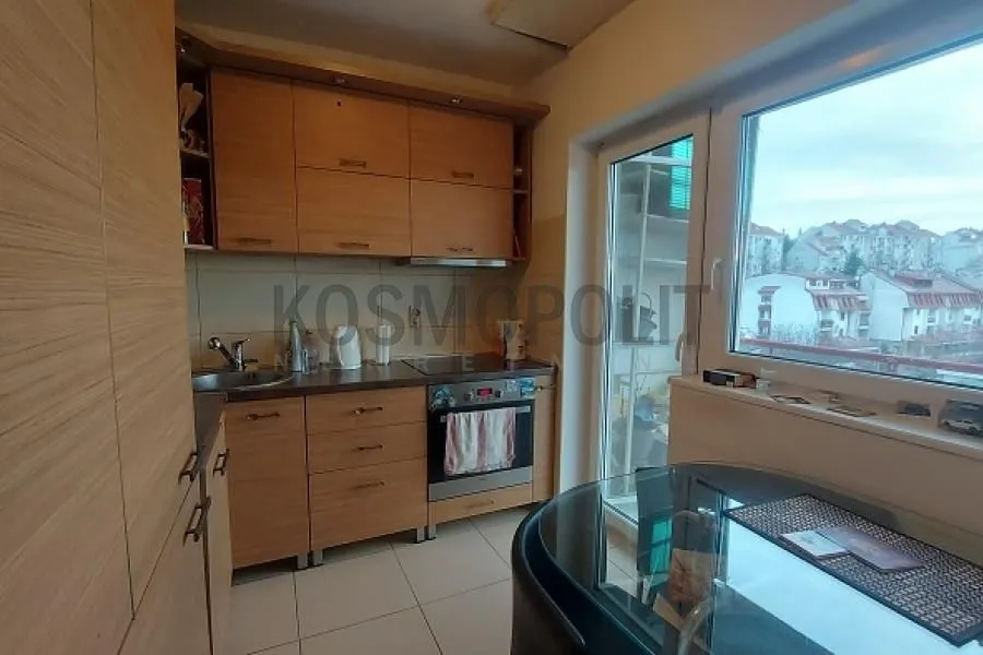 Sale, apartment, 132m², Banovo Brdo, Beograd