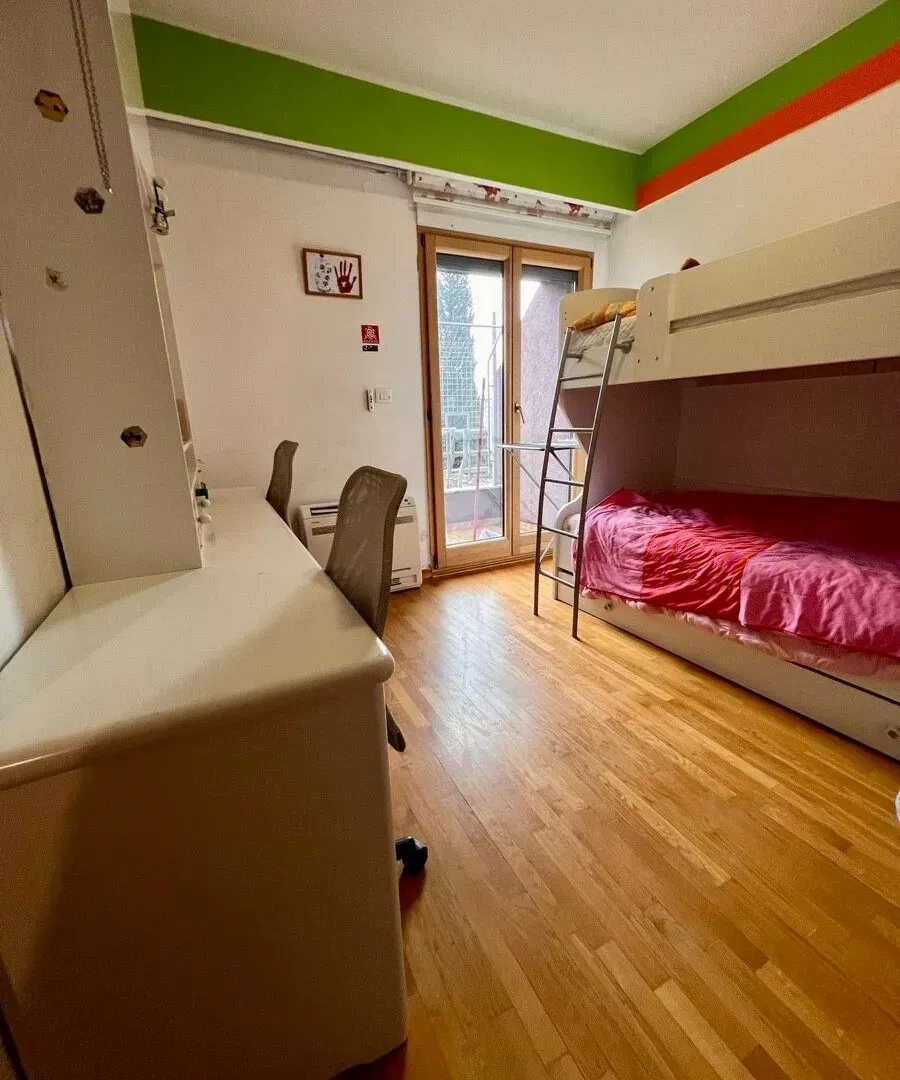 Prodaja, trosoban stan, 136m², Centar, Podgorica