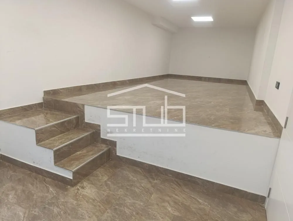 Rent, office space, 135m², Vukov Spomenik, Zvezdara Sve Podlokacije