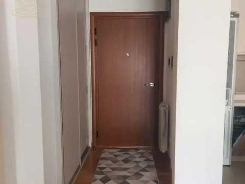 Izdavanje, trosoban stan, 64m², Kalenić Pijaca, Vračar Sve Podlokacije - image 11