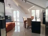 Rent, two bedroom apartment, 80m², Centar, Tivat - image 3