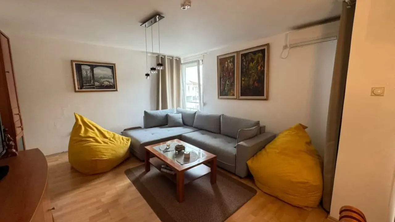 Izdavanje, jednosoban stan, 55m², Zaobilaznica, Budva