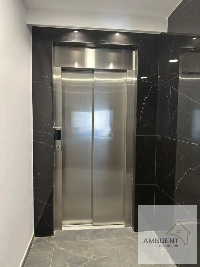 Prodaja, dvosoban stan, 44m², Ledine, Beograd