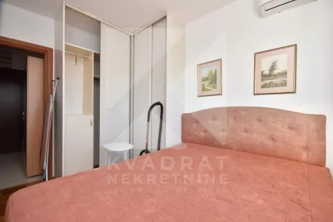Rent, one bedroom apartment, 33m², Preko Morače, Podgorica - image 5