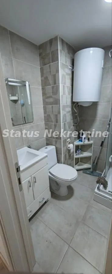 Izdavanje, dvosoban stan, 63m², Bulevar Oslobodjenja, Novi Sad Sve Podlokacije
