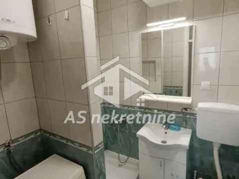 Izdavanje, dvosoban stan, 46m², Vračar Sve Podlokacije, Beograd - image 5