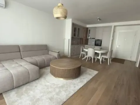 Izdavanje, trosoban stan, 82m², Beograd Na Vodi, Beograd - image 5