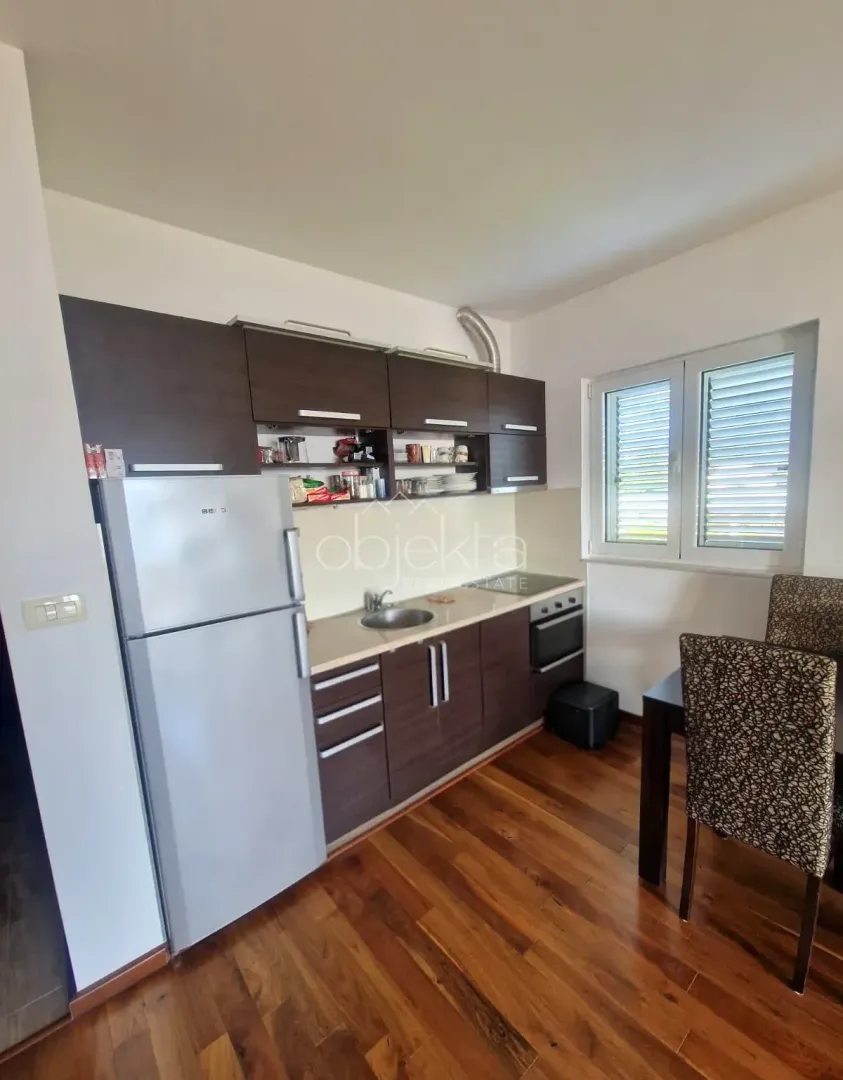 Prodaja, jednosoban stan, 54m², Tivat, Crna Gora