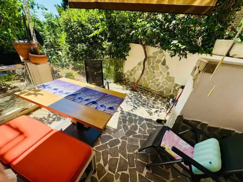 Prodaja, jednosoban stan, 45m², Petrovac, Budva - image 2