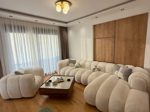 Prodaja, jednosoban stan, 68m², Centar, Bar - image 8