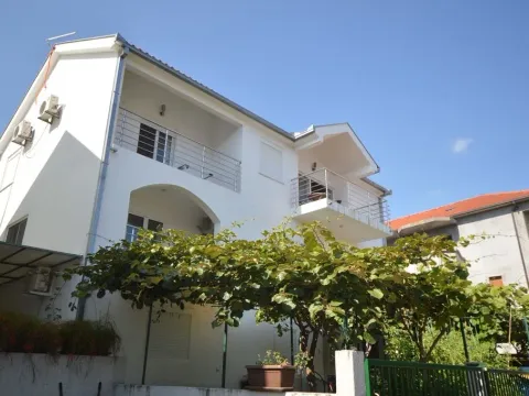 Sale, house, 285m², Đenovići, Herceg Novi - image 11