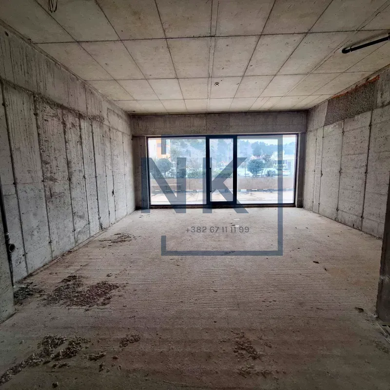 Rent, office space, 175m², City Kej, Podgorica