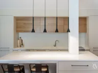 Rent, three bedroom apartment, 150m², Tivat, Crna Gora - image 6