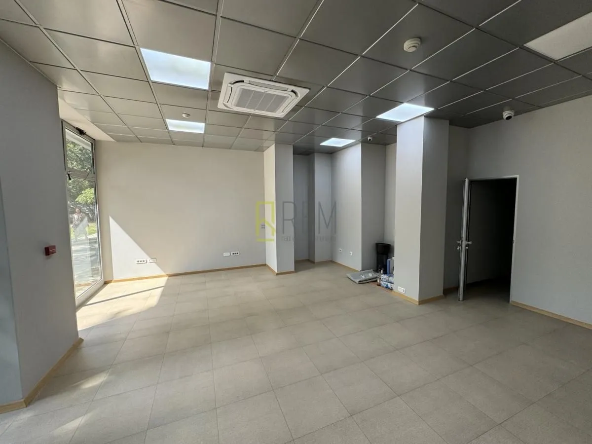 Rent, office space, 120m², Preko Morače, Podgorica