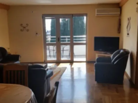 Rent, apartment, 90m², Velji Vinogradi, Budva - image 2