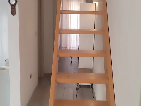 Rent, one bedroom apartment, 44m², Podkošljun, Budva - image 8