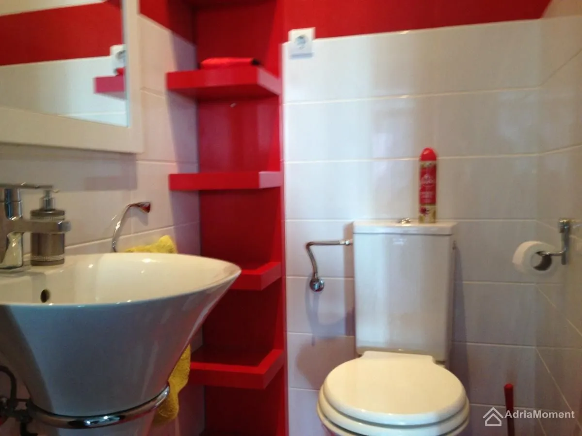 Prodaja, trosoban stan, 101m², Orahovac, Kotor