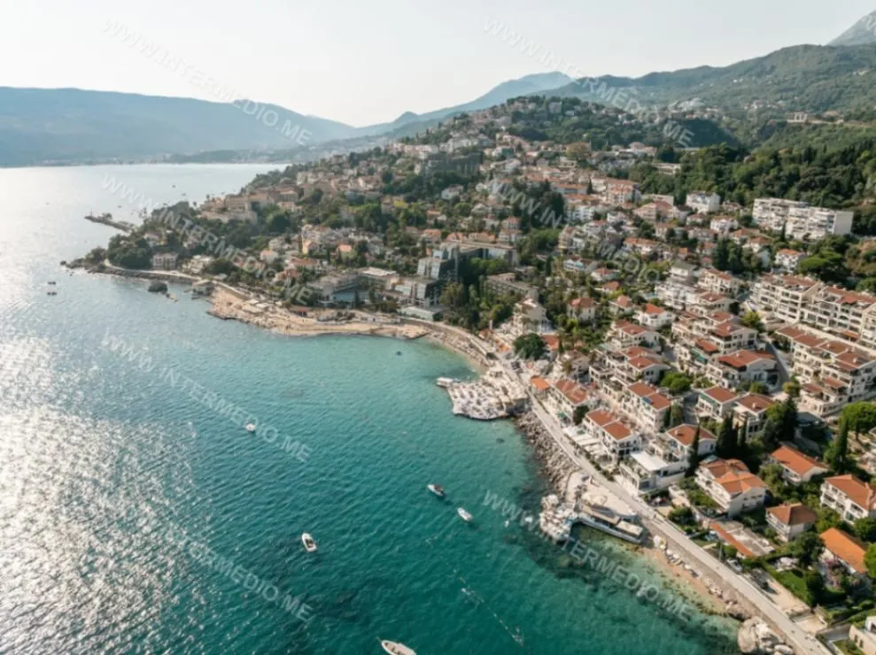Prodaja, petosoban stan, 334m², Savina, Herceg Novi