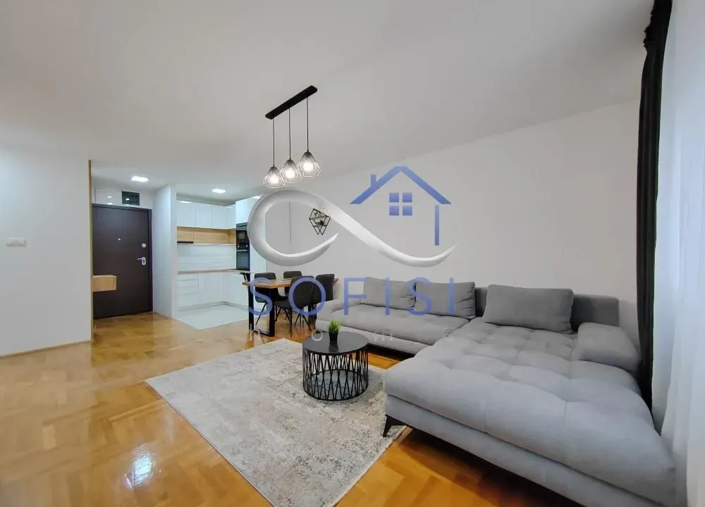 Izdavanje, jednosoban stan, 47m², Centar, Novi Sad