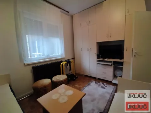 Sale, three bedroom apartment, 76m², Sajmište, Novi Sad - image 6