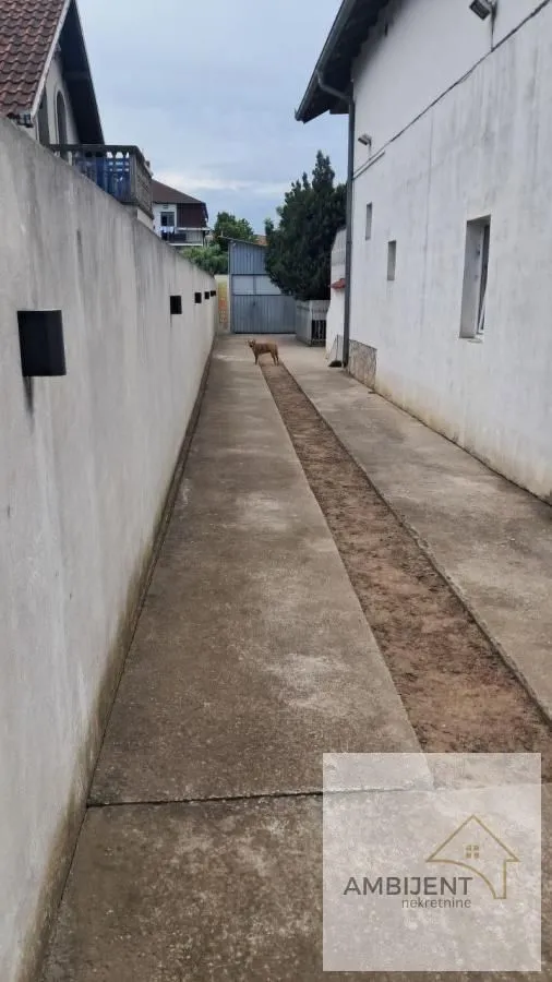 Sale, office space, 240m², Zemun Sve Podlokacije, Beograd