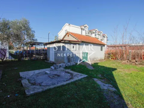 Izdavanje, kuća, 80m², Gornja Gorica, Podgorica - image 4