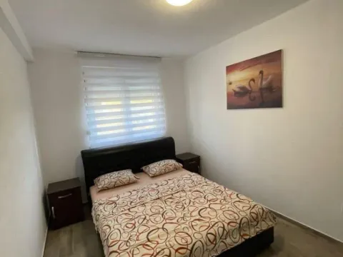Rent, one bedroom apartment, 45m², Gradiošnica, Tivat - image 2
