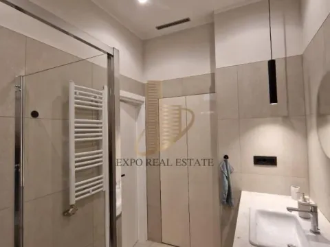 Prodaja, trosoban stan, 100m², Stari grad, Novi Sad - image 21