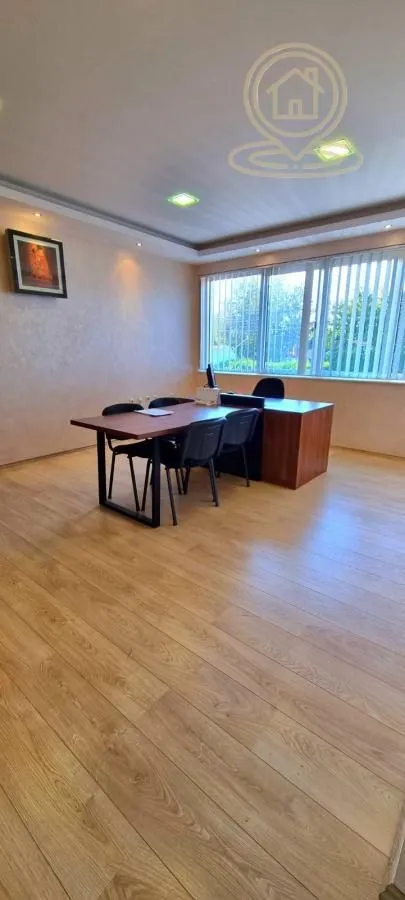 Rent, office space, 600m², Crveni Krst, Niš