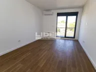 Prodaja, dvosoban stan, 61m², Uciteljsko Naselje, Zvezdara Sve Podlokacije - image 2