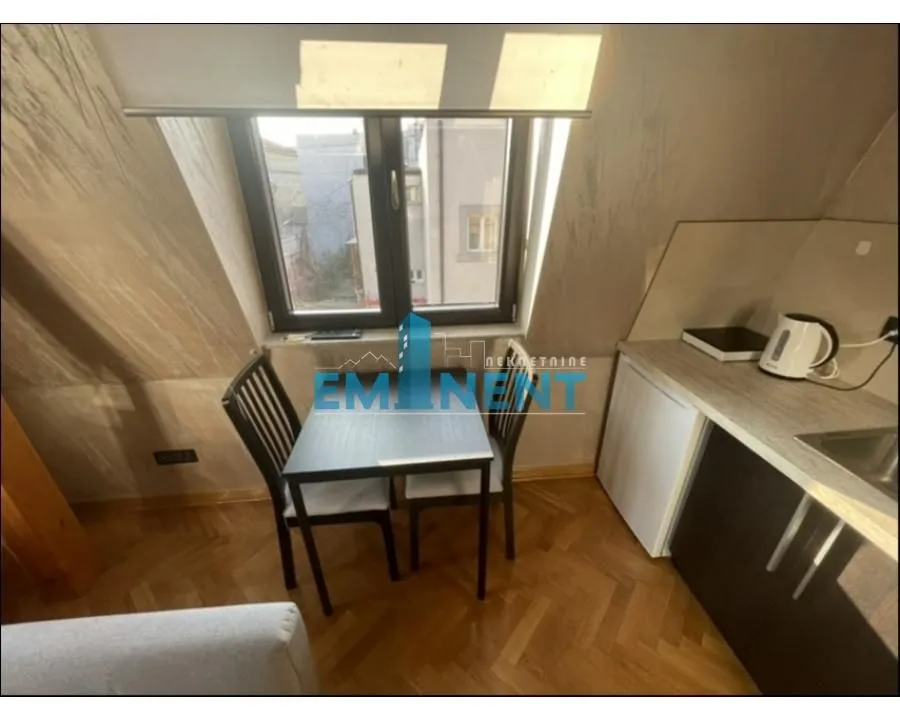 Rent, apartment, 40m², Profesorska Kolonija, Palilula Sve Podlokacije