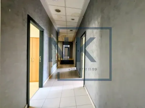 Sale, office space, 315m², Centar, Podgorica - image 13