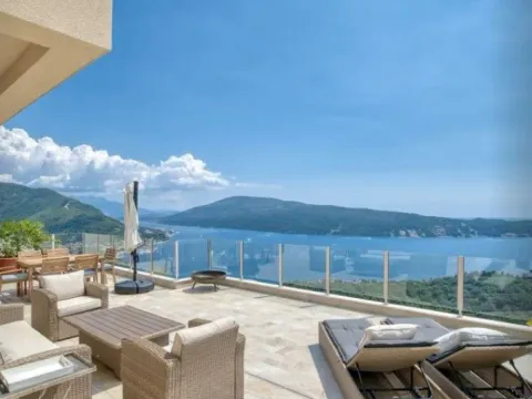 Sale, house, 330m², Podi, Herceg Novi - image 2