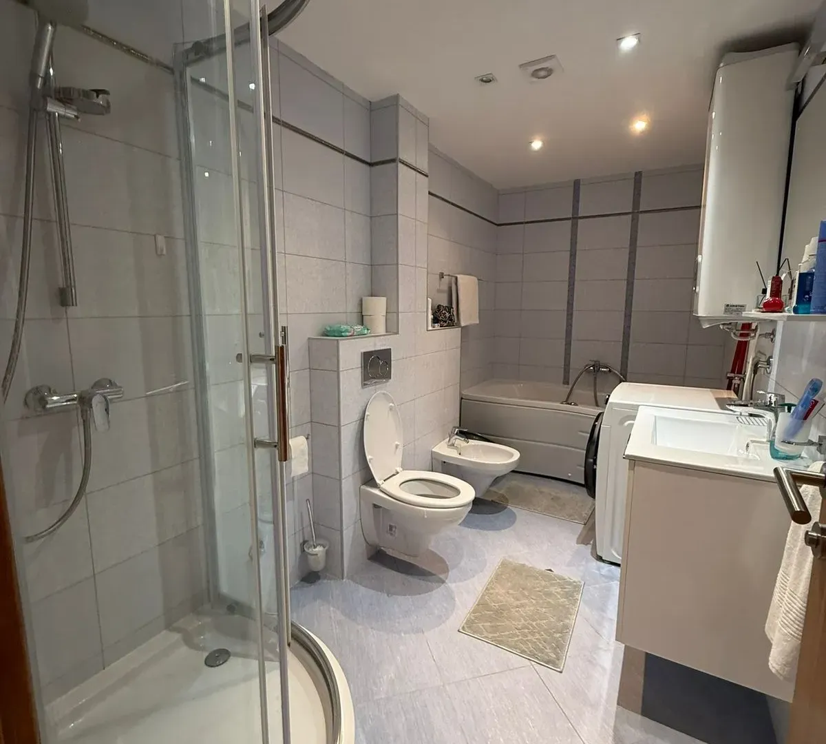 Sale, two bedroom apartment, 70m², Pržno, Budva