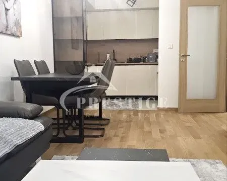 Izdavanje, jednosoban stan, 47m², City Kvart, Podgorica - image 2