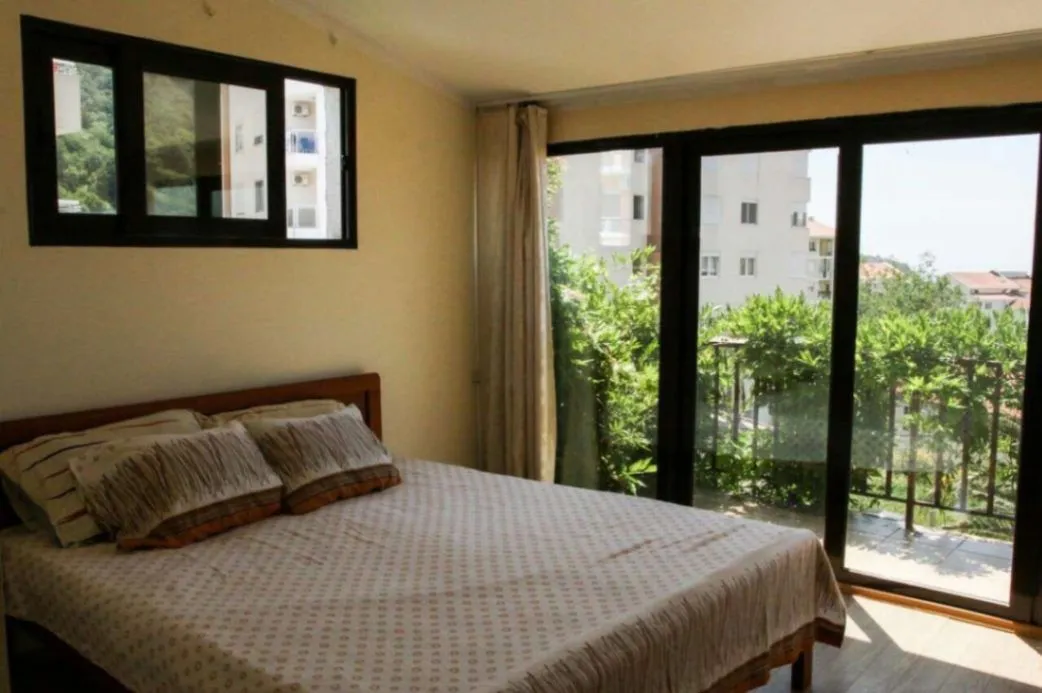 Sale, house, 400m², Budva okolina, Budva