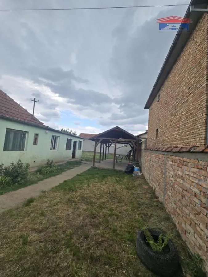 Prodaja, kuća, 124m², Kać, Novi Sad Sve Podlokacije