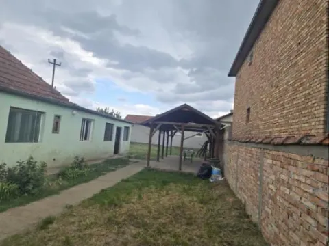 Prodaja, kuća, 124m², Kać, Novi Sad Sve Podlokacije - image 2