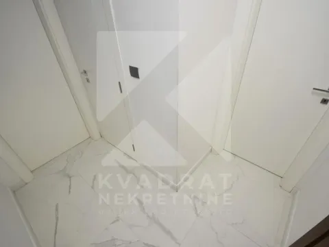 Rent, three bedroom apartment, 130m², Dalmatinska ulica, Podgorica - image 15