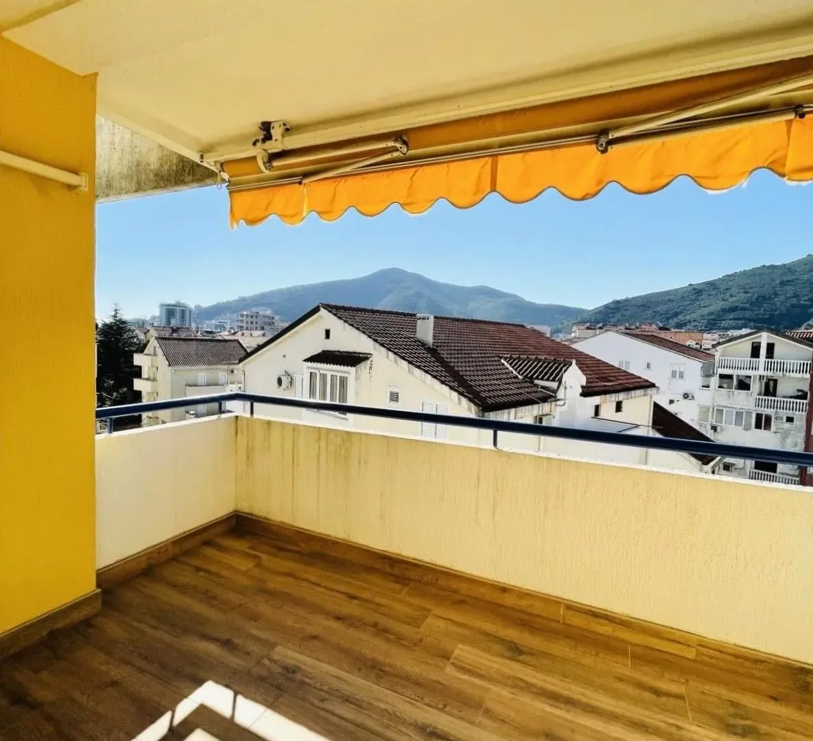 Rent, one bedroom apartment, 52m², Adok, Budva