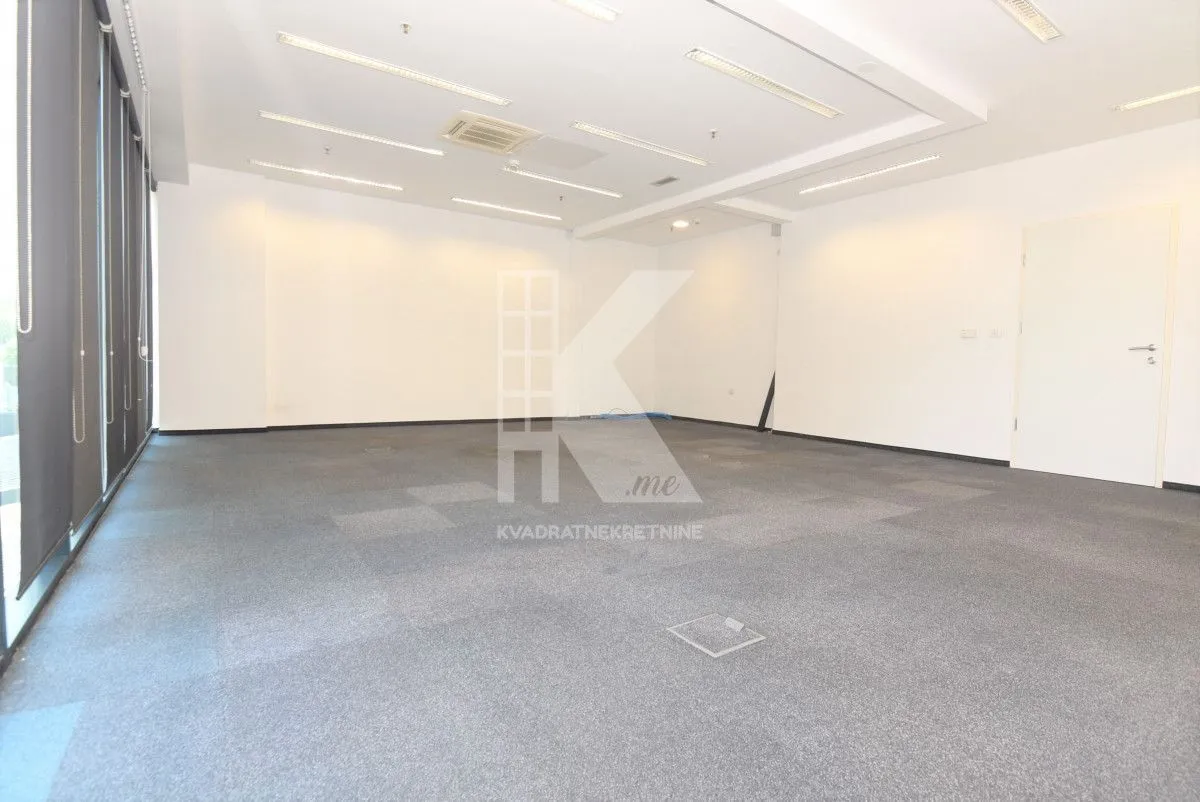 Rent, office space, 220m², Preko Morače, Podgorica