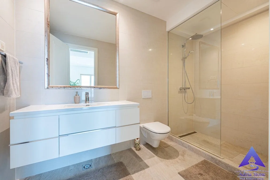Prodaja, dvosoban stan, 114m², Luštica, Tivat