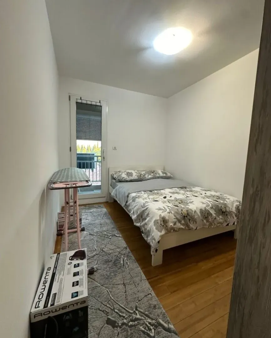 Izdavanje, jednosoban stan, 40m², Zabjelo, Podgorica