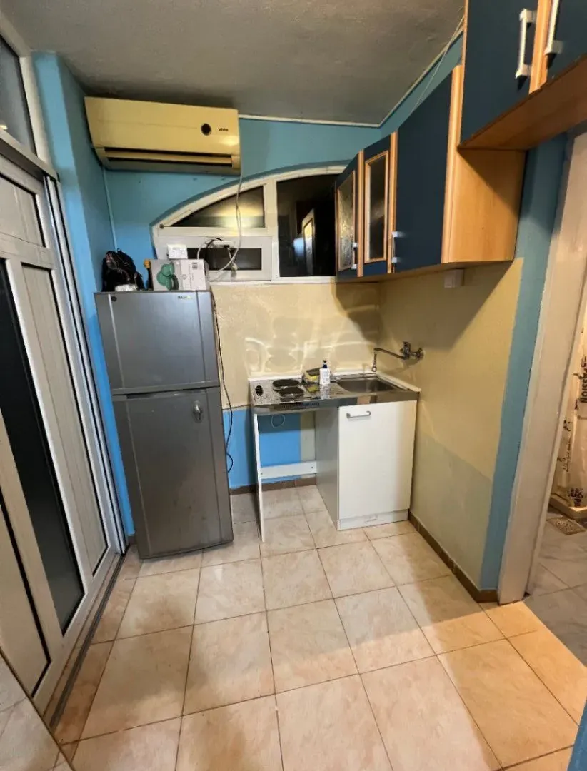 Izdavanje, garsonjera, 30m², Šušanj, Bar