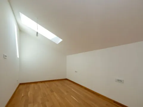 Sale, three bedroom apartment, 130m², Zabjelo, Podgorica - image 9