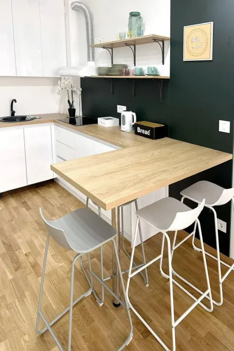 Rent, two bedroom apartment, 65m², Bečići, Budva