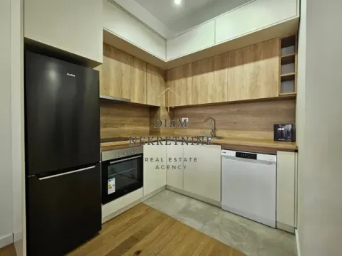 Izdavanje, jednosoban stan, 70m², Centar, Bar - image 14